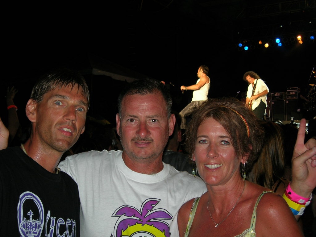 Kevin Frank and Kristie - Queen concert in Aruba